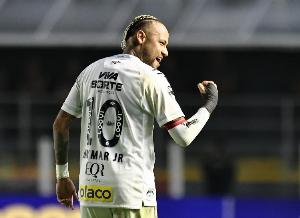 阿斯：桑托斯仍希望续约内马尔，目标是签到2026世界杯之后