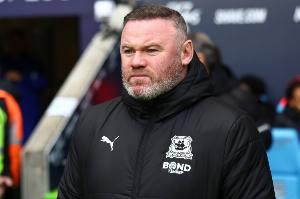 鲁尼：皇马缺乏强度和创造力，转移球速度很慢没有制造任何机会