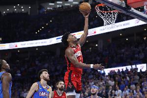 全面数据！火箭5连胜期间阿门·汤普森场均20.4分7.4篮板6.8助攻